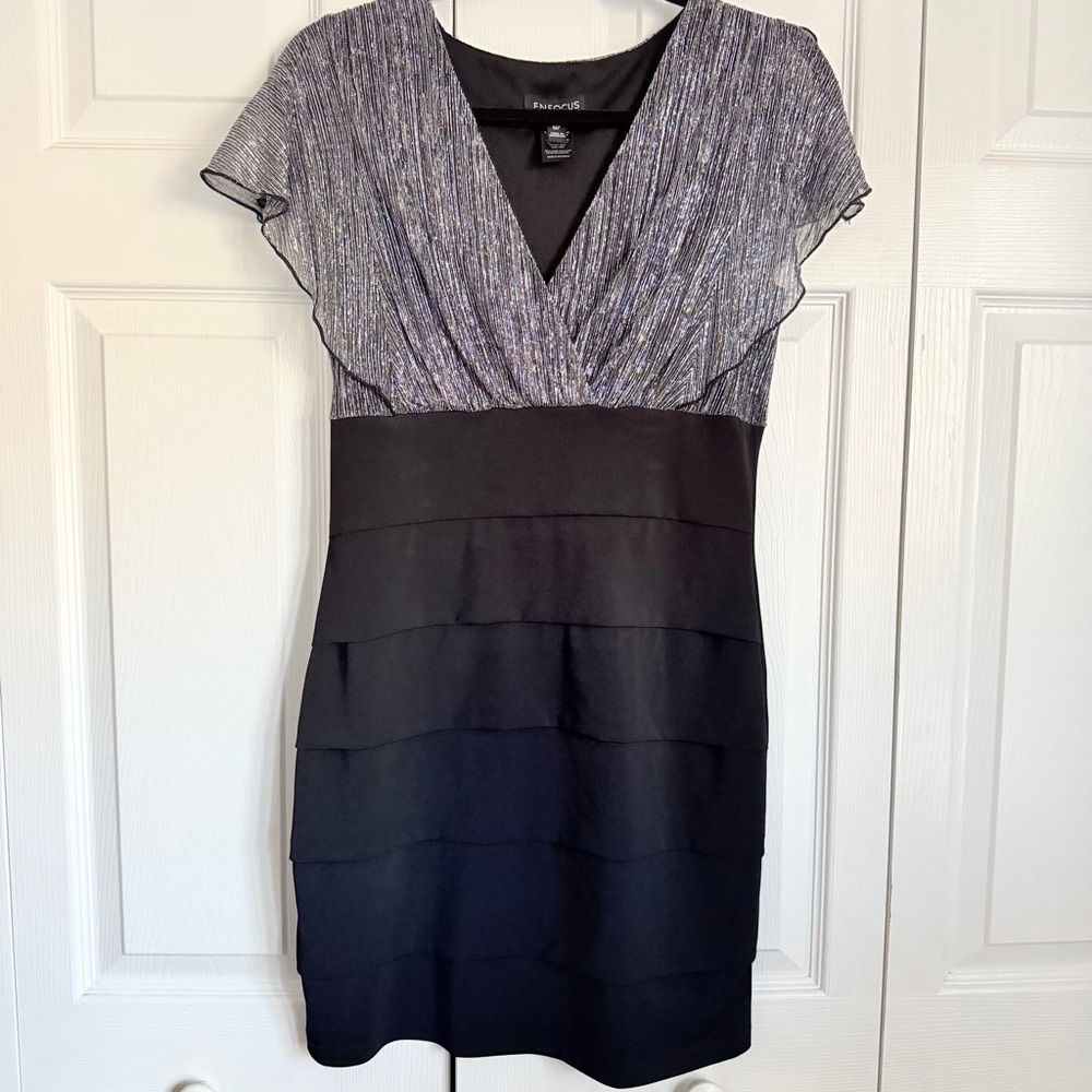 En Focus Petite Dress Womens 6P Black Silver Tiered Sheath V Neck Cocktail Party